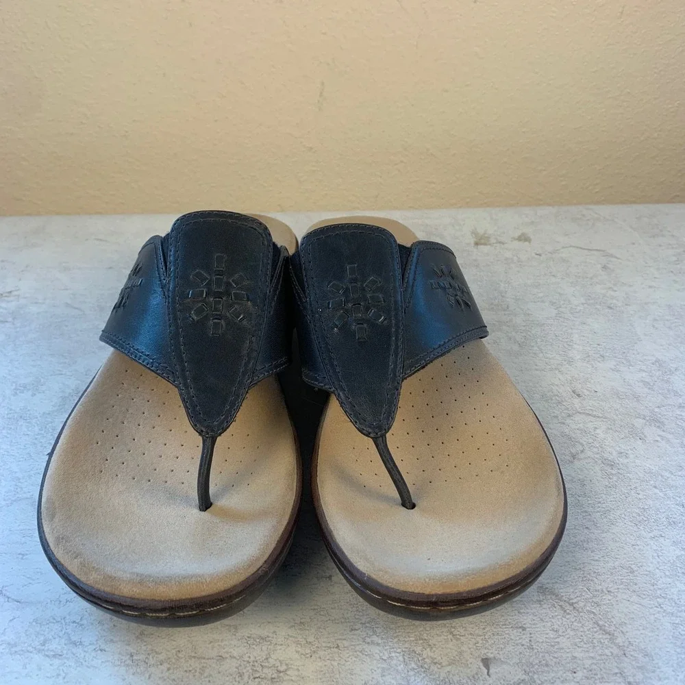 Clarks 8 Sandals Dark Gray Arla Glison Thong Wedge Comfort 261406874055